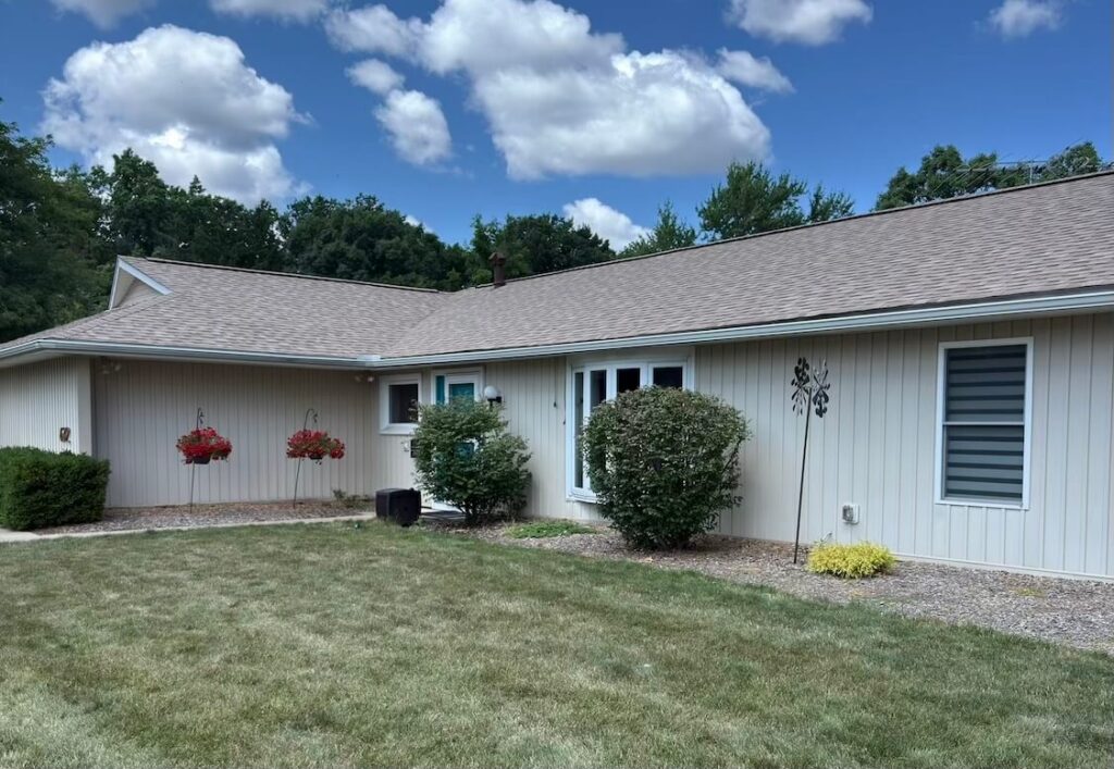 Roof replacement project completed in Berea Ohio by Python Roofing. Owens Corning asphalt shingles.